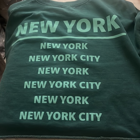 Cropped Crewneck From WildFable - Picture 2 of 2